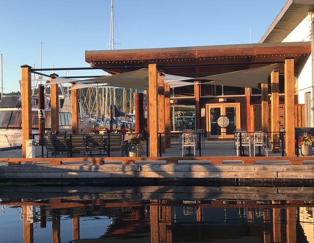 La Costa Restaurant Exterior